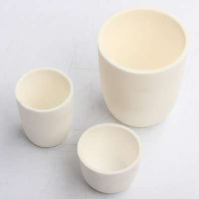 Lab Use Long Working Life Ceramic Alumina Crucible  99.5 Alumina Refractory Melting Ceramic Crucible